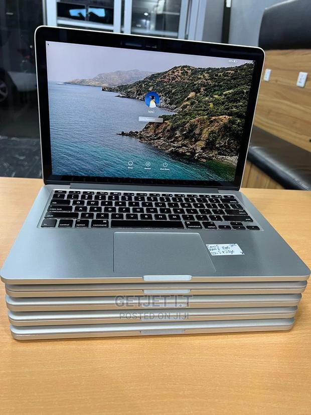 Laptop Apple MacBook 2017 8GB Intel Core I5 SSD 512GB · Photo 3