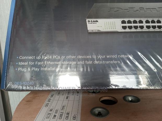 D Link Desktop Switch 24port · Photo 3