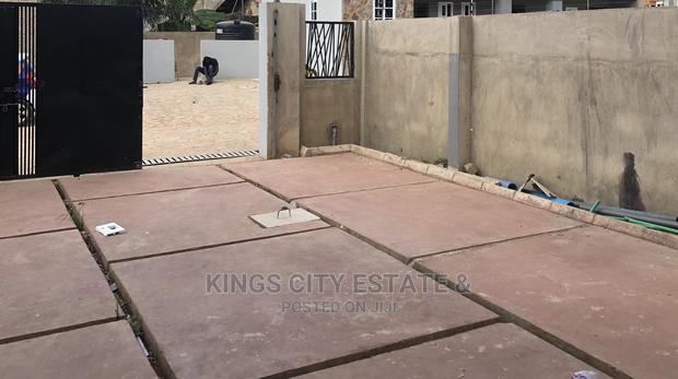 2bdrm House in Acp Whitehouse, Achimota for sale photo 11