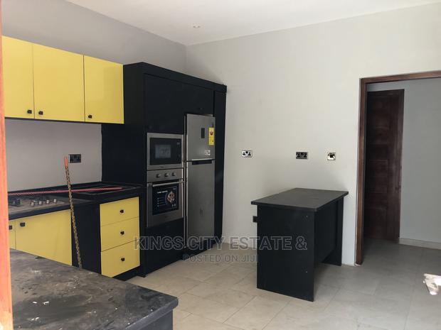4bdrm House in Acp Estate, Achimota for sale photo 8