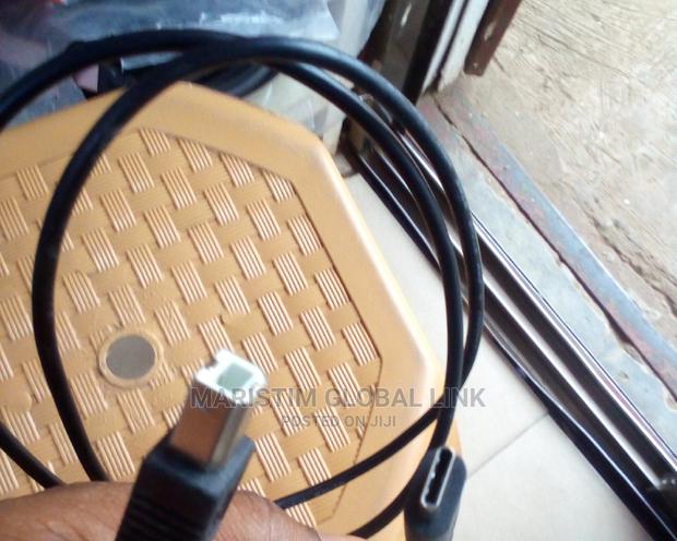 Type C to Printer Cable · Photo 3