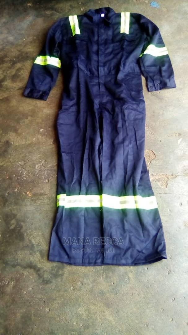 Overall Cotton Type Nd Steel Toe Wellington Available