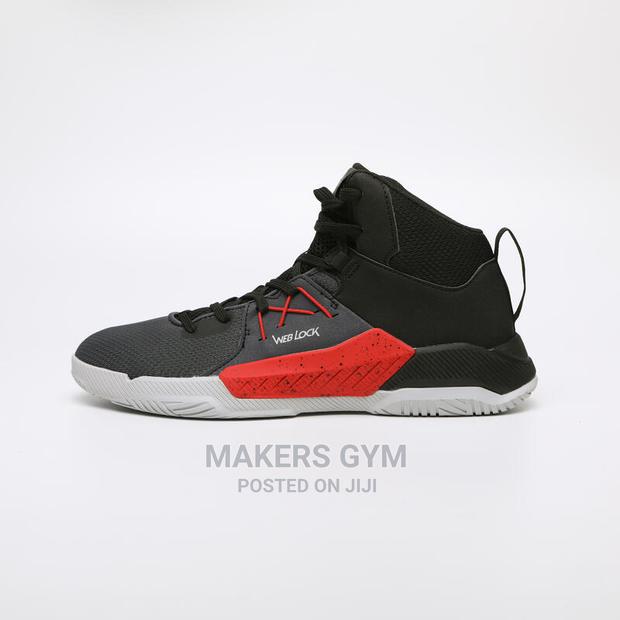 Basketball Shoes (Unisex) · Photo 4