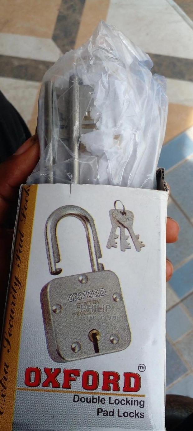 Oxford Double Locking Padlock photo 3