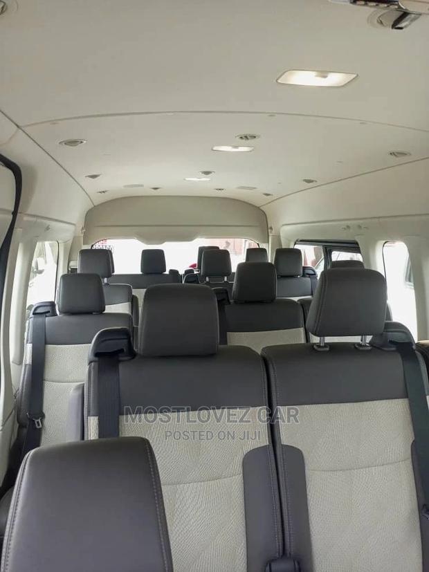 Buses Rentals. Rent a Buses for Tours and Weddings in Ghana · Photo 4
