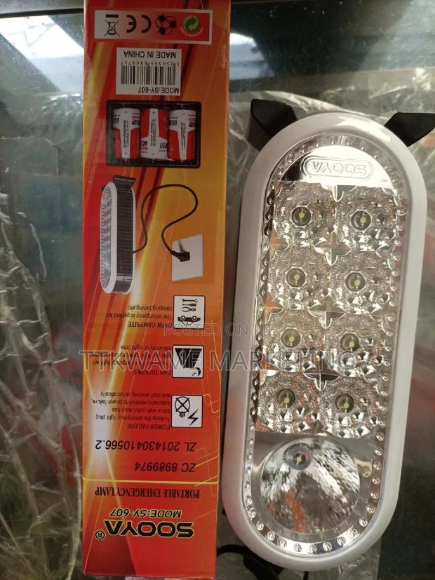 Rechargeable and Battery · Photo 4