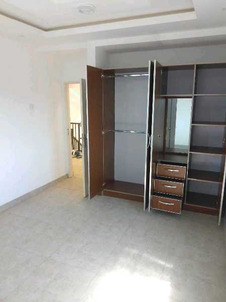 3 Bdrm House Unfurnished in Sahara for rent