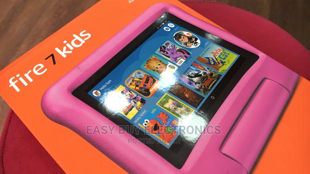 Quad-Core Processor; 8.0” ; Protective Case; Fire 8 · Photo 4