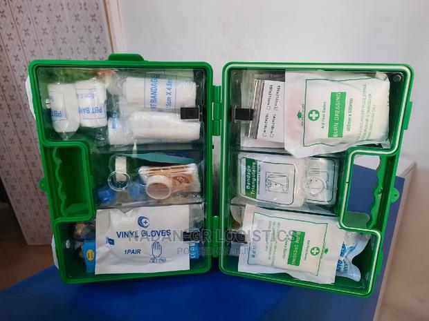 First Aid Kit ( 25 People) · Photo 4