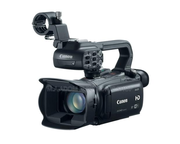 Canon Professional Video Camcorder XA25 · Photo 2