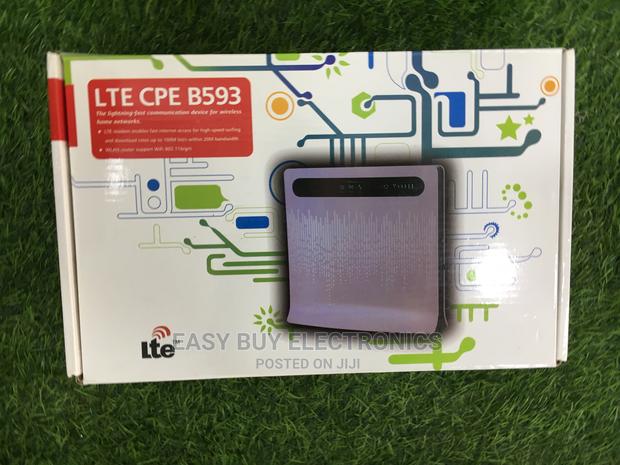 LTE 4g/3g/2g Support Routers · Photo 2