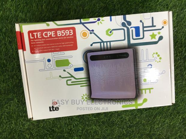 WLAN Port 4 Speed 300mpbs Routers · Photo 2