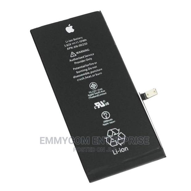 Original Apple iPhone 8 Battery With Instant Replacement · Photo 3