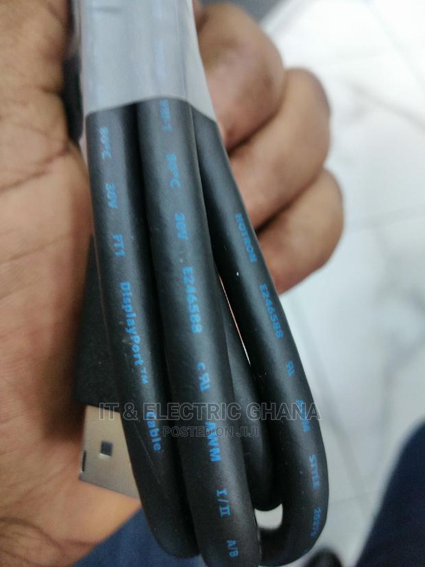 Dp to Dp Cable photo 6