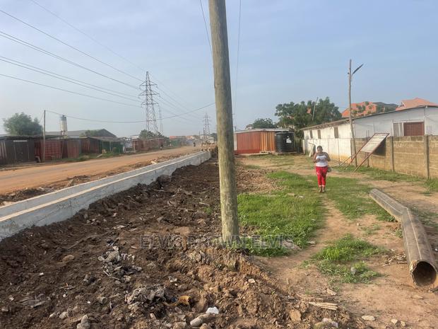 4 Plot of Land 4 Sale at by the Main Roadside at Legon Hils · Photo 4