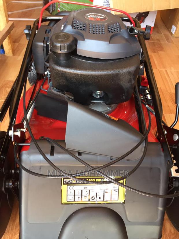 Honda Mower · Photo 4