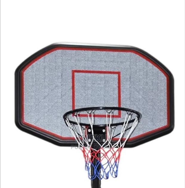 Basketball Stand · Photo 2