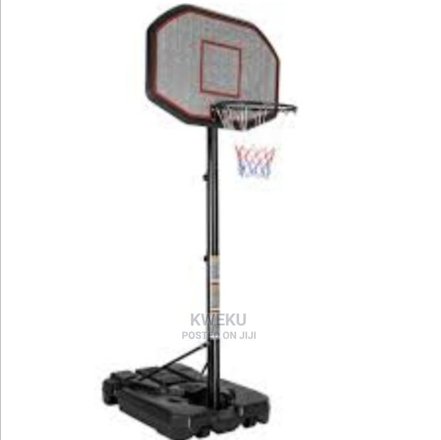 Basketball Stand · Photo 1
