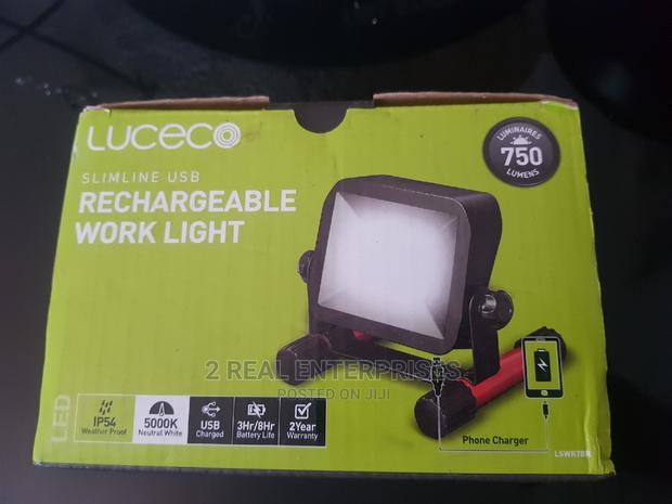 Slimline Usb Rechargeable Work Light · Photo 2
