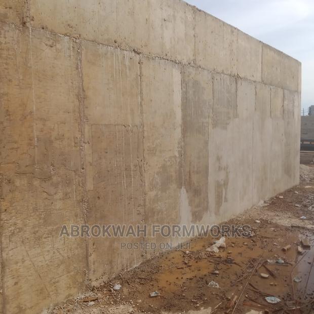 Retaining Wall · Photo 4