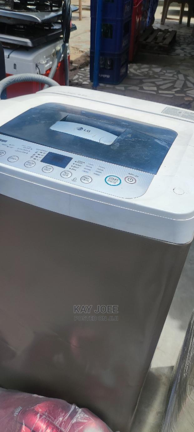 Lg Washing Machine 8kg Full Automatic photo 4
