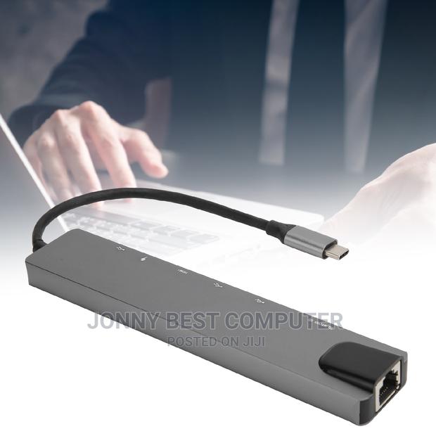 USB-C 8 in 1 Converter · Photo 4