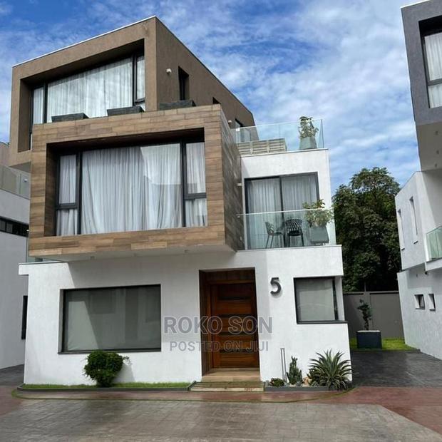 4bdrm Duplex in Dr Roko, Cantonments for sale · Photo 2