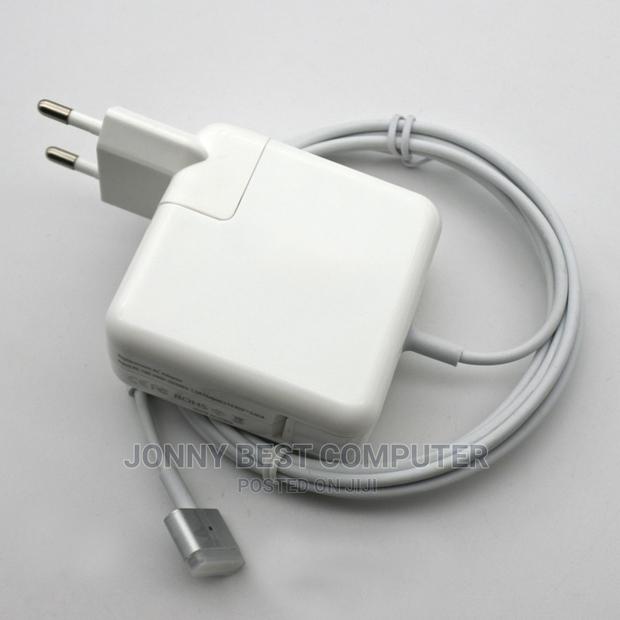 MAC Air Laptop Charger · Photo 4