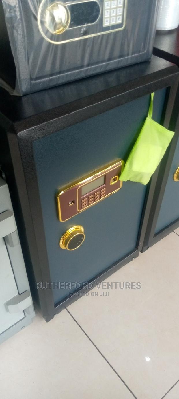 Money Safe · Photo 2