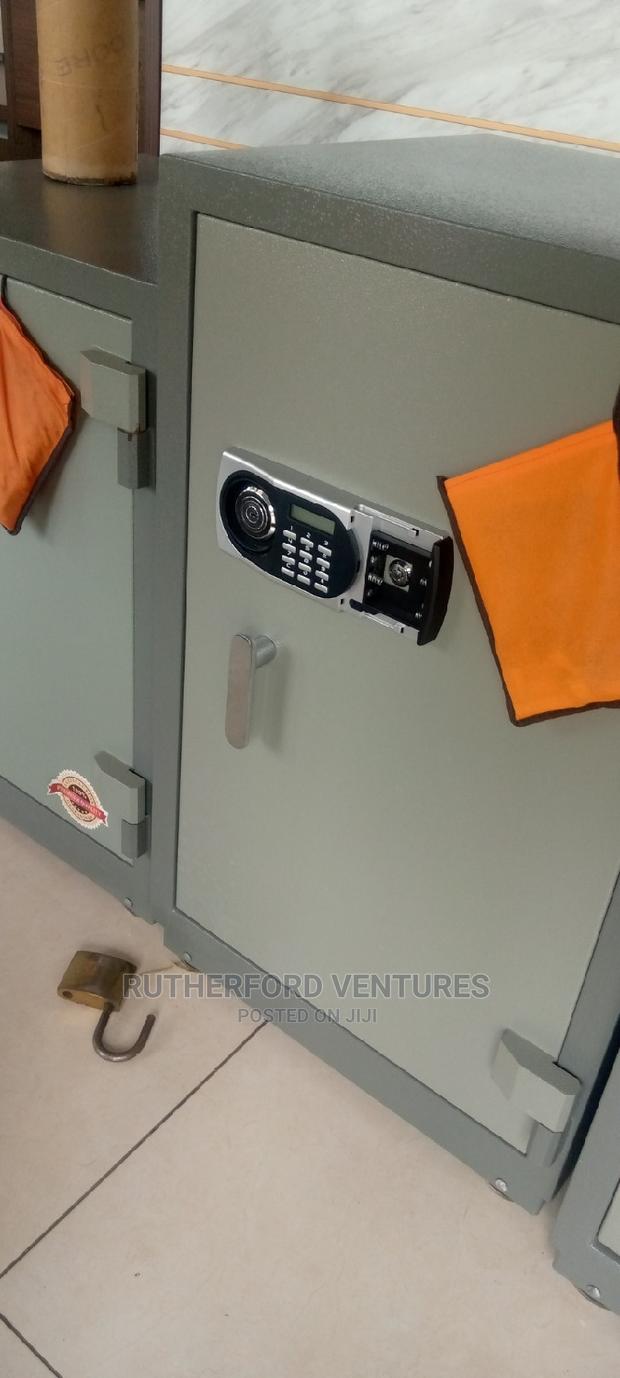 Money Safe · Photo 2