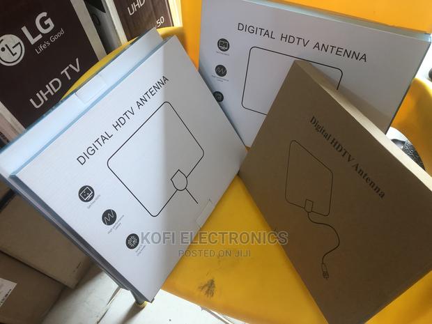 High Gain Amplifier Signal Booster Digital Antenna DVB-T2 TV · Photo 2