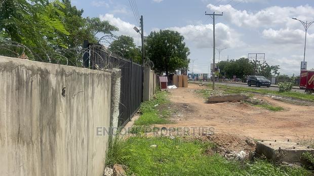 One Acre of Roadside Land Available for Sale · Photo 4