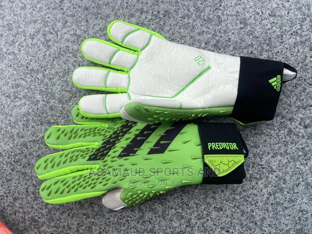 Original Predator Goalkeepers Gloves Are Cool Price · Photo 4