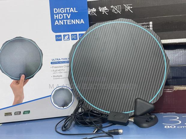 HDTV 1080p Indoor Antenna With Multiple Installation Positio · Photo 2