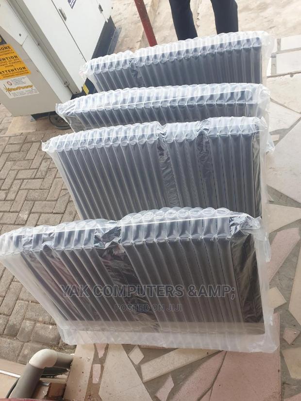 Desktop Computer Apple iMac 8GB Intel Core I5 HDD 256GB