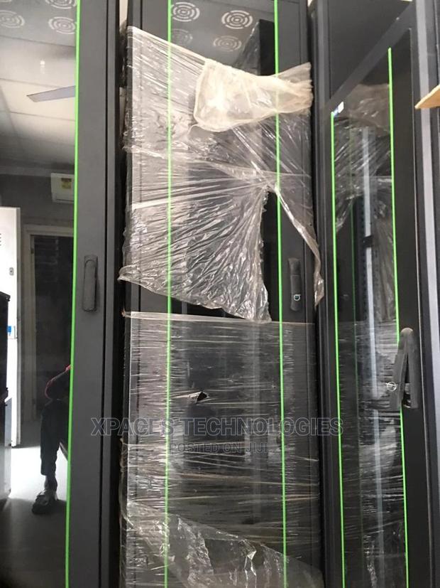 42u Network Rack Cabinet Glass Door 800×1000 · Photo 1