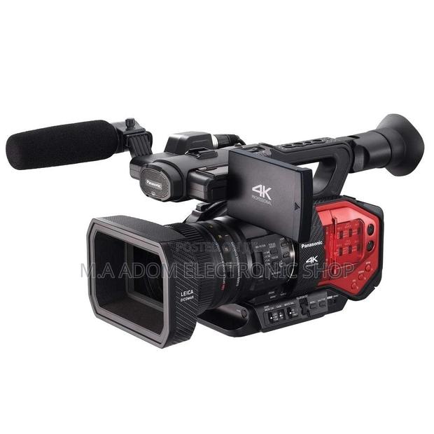 Panasonic 4K Professional Camcorder · Photo 2