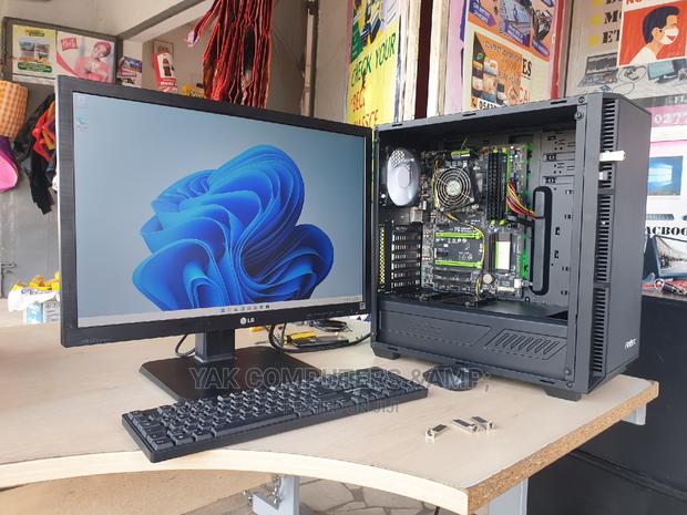 New Gigabyte GA-H110MSTX-HD3-ZK 16GB Intel Core I7 SSD 256GB