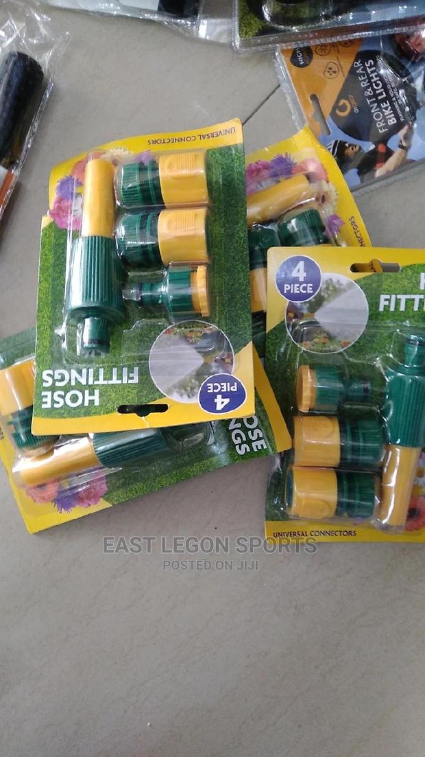 4 Piece Water Hose Connectors · Photo 2