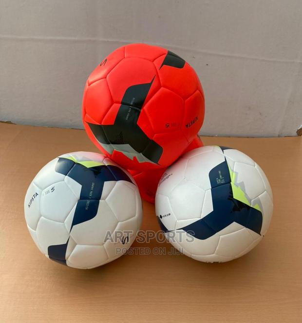 Kipsta Footballs. · Photo 2