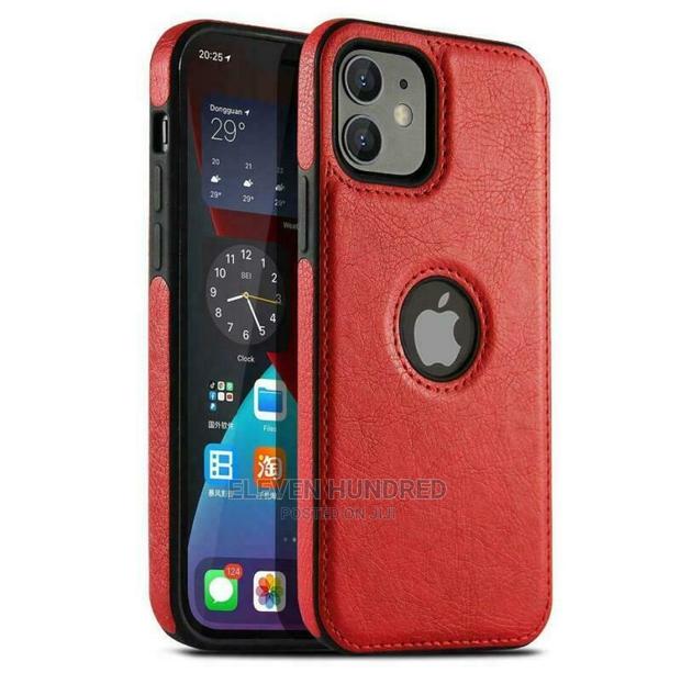 iPhone 13 Pro Max Leather and TPU COVER · Photo 4