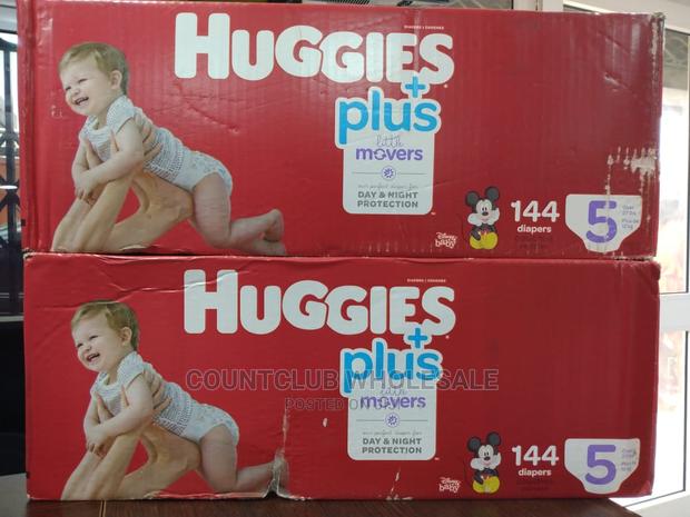Huggies Little Movers Size 5 · Photo 2