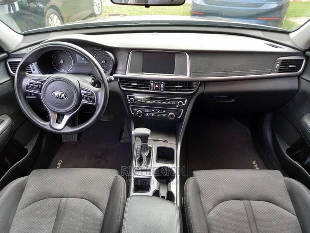 Kia Optima for Rent photo 6