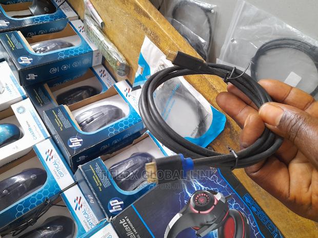 Type C to Hard Drive Cable · Photo 3