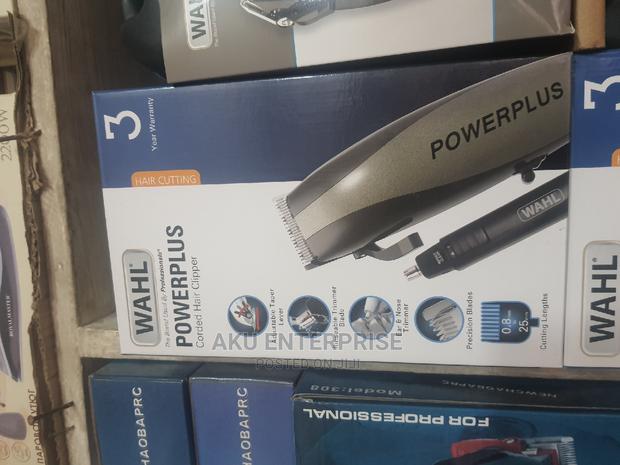 Wahl Powerplus Corded Clippers With Nose Trimmer · Photo 3