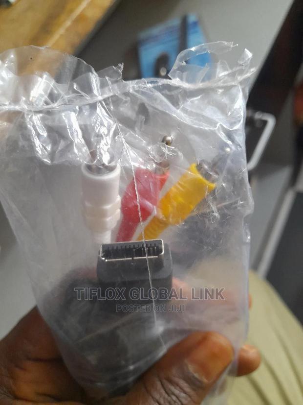 Ps 2 3 AV Cable · Photo 4