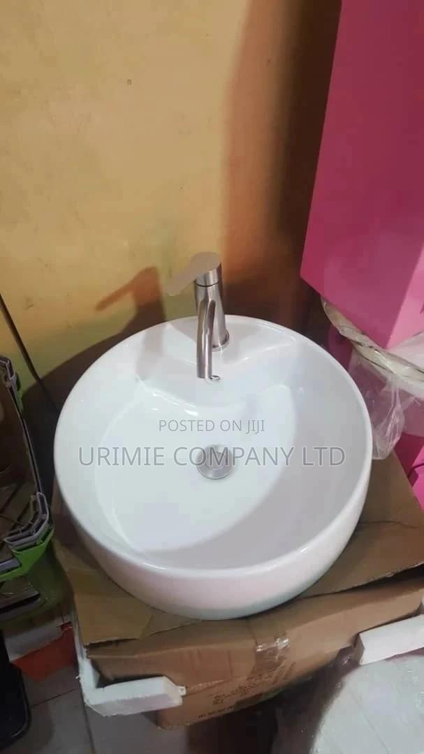 Beautiful and Affordable Pedicure Ceramic Bowl for Sale · Photo 2