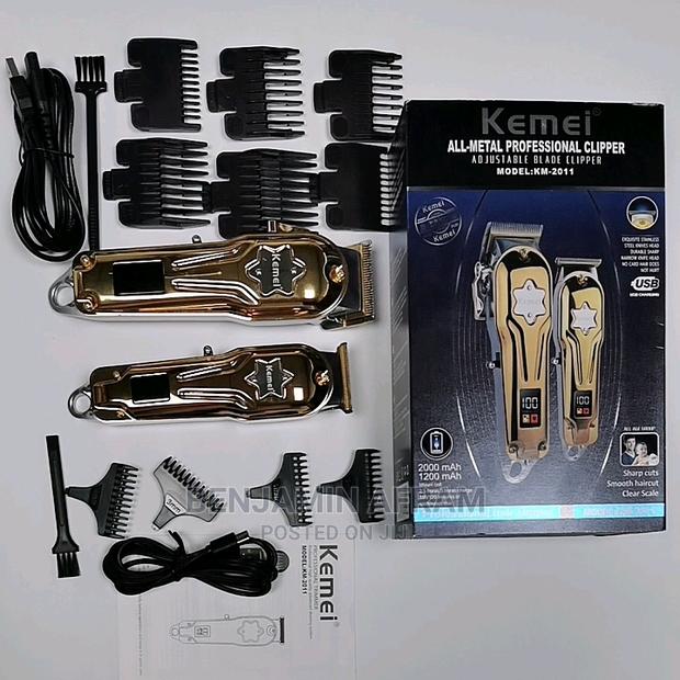 2 in 1 Rechargeable Cordless Barbering Machine and Detailer · Photo 4