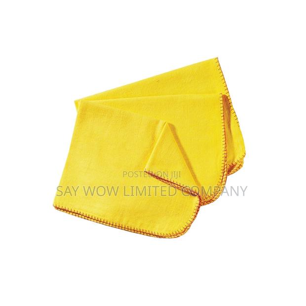 Robert Scott Standard Yellow Duster · Photo 2