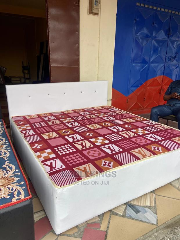 Queen Size Bed Inbuilt